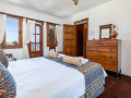 Bedroom 2  with balcony