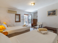 Twin bedroom with own entrance